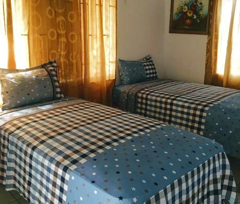 Affordable And Cozy At Content Guest House Ocho Rios Eksteriør bilde