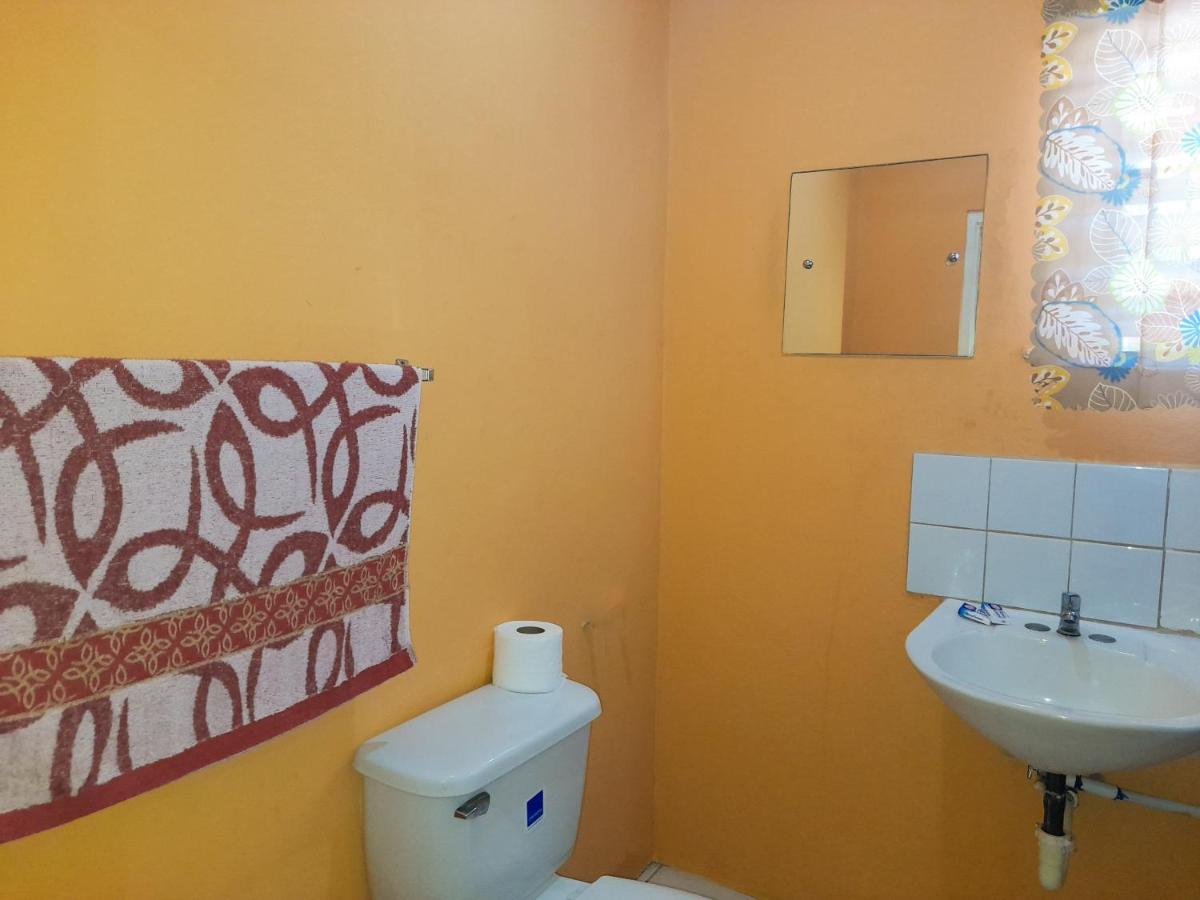 Affordable And Cozy At Content Guest House Ocho Rios Rom bilde